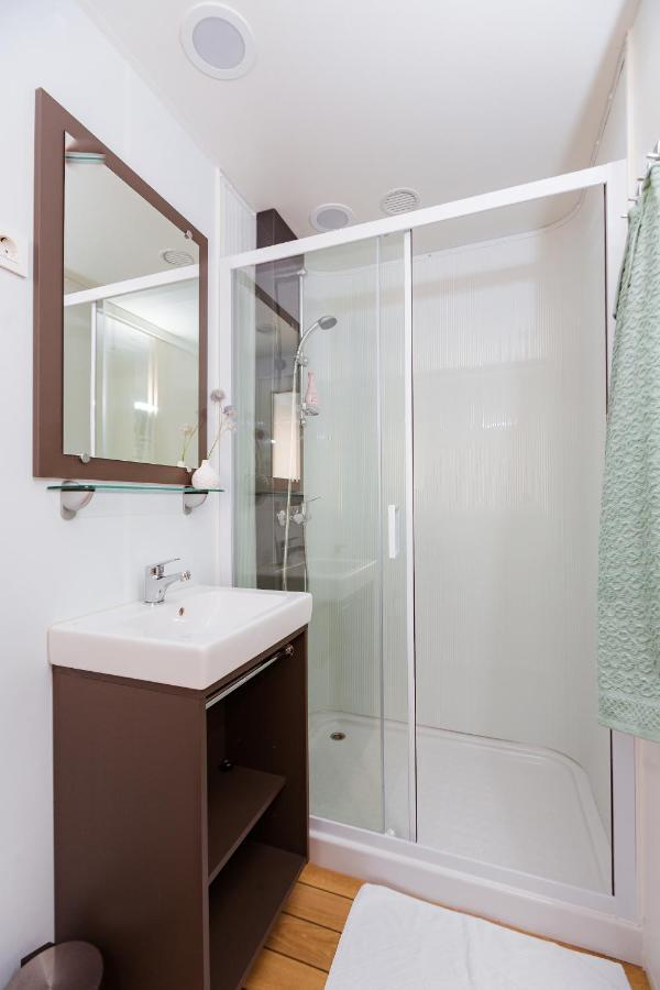 Mobile Homes Casapini In Fkk Camping Solaris โปเรช ภายนอก รูปภาพ